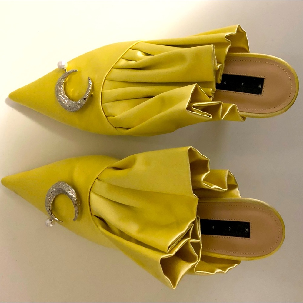 Midnight 00 satin, kitten heel mules